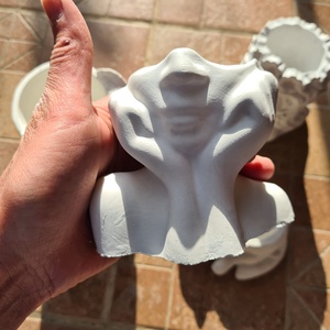 Set vaze ciment mașinuța, față, bufniță corp femeie - casă & stil de viață - accesorii pentru decorat casa - suport de flori - ghiveci și jardiniere - Artynos.ro