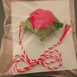 Martisoare crosetate manual, tip brosa � un cadou delicat si special! - bijuterii - mărțișor - Artynos.ro