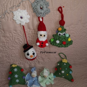 Ornamente crosetate pentru brad de Craciun  decoratiuni handmade veseleu, Craciun, Decoratiuni de Craciun de casa, Figurine pentru pomul de Craciun, Crosetat, ARTYNOS