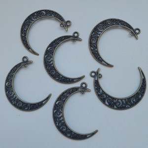 Baza metalica pentru cercei / pandantiv - 41x30mm - culoare alama - 6 bucati / pachet - Artynos.ro
