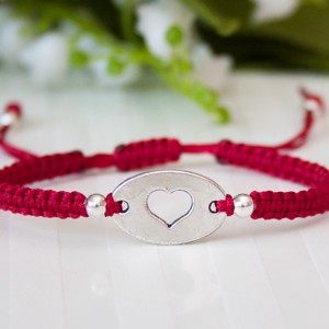 Brățară macramé împletită - Hearts burgundy -  - Artynos.ro