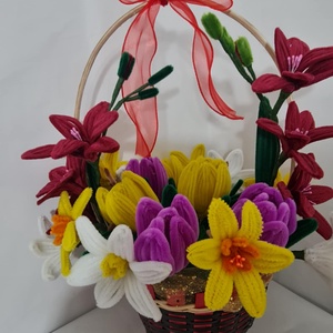 Cos cu flori de primavara. - Artynos.ro