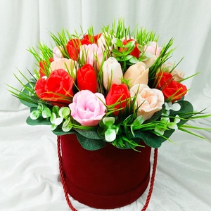 Cutii  din catifea cu flori de săpun  - casă & stil de viață - accesorii pentru decorat casa - suport de flori - cutii flori - Artynos.ro