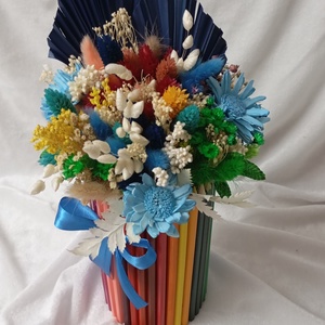 Cutii  din creioane colorate, Casa & Stil de viata, Decoratiuni de casa, Accesorii florale, Flori in ghiveci, Aranjament de flori, ARTYNOS