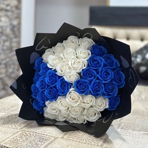 Buchet BMW - casă & stil de viață - decorațiuni de casă - accesorii florale - buchete de flori - Artynos.ro