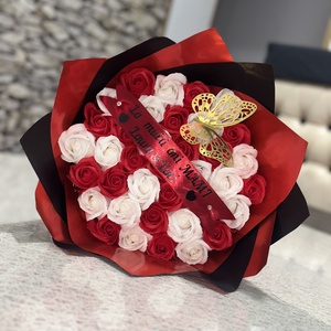 Buchet trandafiri de sapun - accessorii și unelte - accesorii decorative - alte accesorii - Artynos.ro
