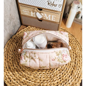 Port fard mărimea M  - genți și portofele - genți cosmetice - Artynos.ro