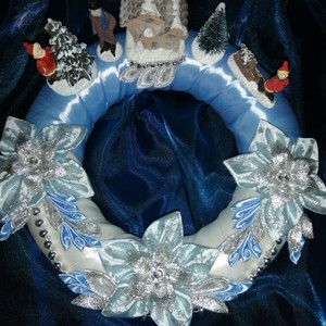 Crăciun albastru decor de masă cu cabana - crăciun - decorațiuni de crăciun de casă - decor pentru masă de crăciun - Artynos.ro