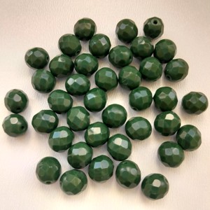 Margele cehe fatetate din sticla - 8mm - 30 buc / pachet - verde inchis, , , ARTYNOS