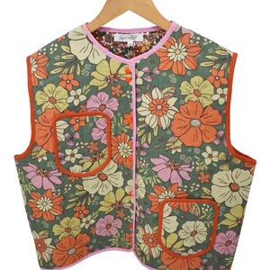 Vesta matlasata verde cu flori  Marimea 40, Imbracaminte si moda, Haine dama, Vesta femei, Cusatura, ARTYNOS