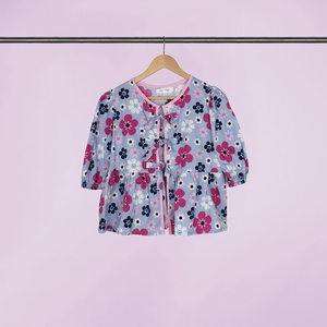 Bluza bumbac dama - albastra cu flori roz, S, Imbracaminte si moda, Haine dama, Bluze dama, Cusatura, ARTYNOS