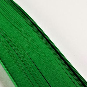 CHRISTMAS GREEN 1 mm/3 mm/5 mm hartie quilling/carton quilling, pentru bijuterii, tablouri, decoratiuni Craciun, C90/C76 - accessorii și unelte - hârtie - alte hârtii - Artynos.ro