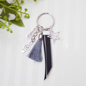 Breloc, ornament pentru geantă - Steaua muzicii - Negru/Gri -  - Artynos.ro