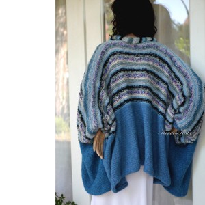 ALPAKA COAT, CARDIGAN - palton exclusiv tricotat manual: AGORA /Peacock XXL - îmbrăcăminte și modă - haine damă - hanorace, cardigane - Artynos.ro