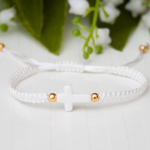 Brățară macramé împletită - Cross white -  - Artynos.ro