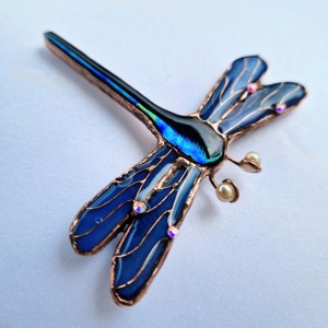 Art Nuovo brosa libelula albastra II., , , O libelula turcoaz frumos detaliata, realizata din frumoasa sticla bullseye. Aceasta piesa de preci..., ARTYNOS