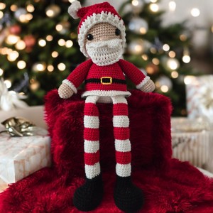 Crosetat sedinta Mos Craciun - Artynos.ro