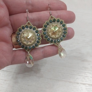 Cercei eleganti cu cristale Swarovski - bijuterii - cercei - cercei din mărgele - Artynos.ro
