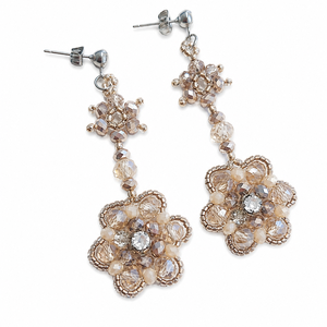 Cercei eleganti cu cristale nude-champagne - REZERVATI - Artynos.ro