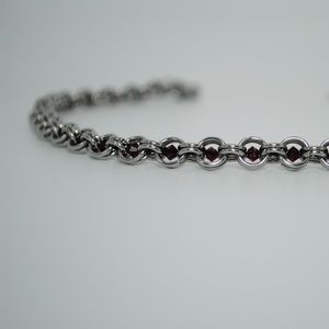 Colier Gabrieli Flame - Otel inoxidabil si cristale rosii - bijuterii - coliere - coliere din pietre semiprețioase - Artynos.ro