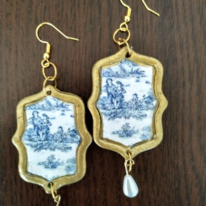 Cercei statement scena Fragonard , Bijuterii, Cercei, Cercei lungi, Ceramica, Agatatori din inox, sunt foarte usori, ambalare draguta., ARTYNOS