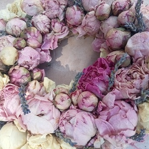 Peonias ajtódísz  -  - Artynos.ro