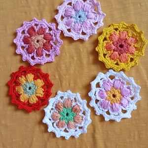 aplicatii crosetate, Casa & Stil de viata, Decoratiuni de casa, Decor spiritual, Mandala, Crosetat, Un set de 6 aplicatii handmade ce pot fi folosite pe haine sau blugi sau pentru orice alta creatie ..., ARTYNOS