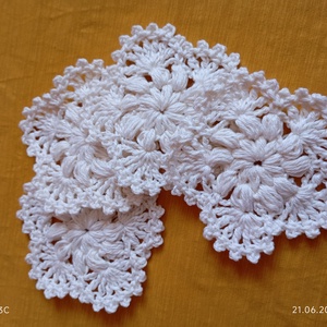 aplicatii handmade, Casa & Stil de viata, Decoratiuni de casa, Decor spiritual, Mandala, Crosetat, Un set de 4 aplicatii handmade ce pot fi folosite pe haine sau blugi sau pentru orice alta creatie ..., ARTYNOS