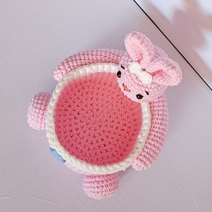 Cosulet Iepuras Handmade crosetat Amigurumi - casă & stil de viață - organizare & depozitare - coșuri depozitare - Artynos.ro