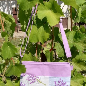 Geanta laterala pentru femei cu model lavanda, Geanta si husa, Genti de umar si genti de mana, Genti de umar, Cusatura, ARTYNOS