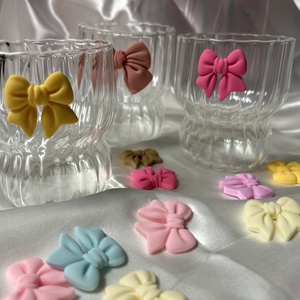 Pahare cu fundiță , Casă & Stil de viață, Accesorii pentru echipamente de bucătărie, Accesorii de servire, Pahare bere și ulcior, Ceramică, ARTYNOS