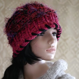 LUCA-SAPI / roșu vin - Șapcă boemă din lână tricotată manual - îmbrăcăminte și modă - eșarfe, pălării, fularuri - căciulă - Artynos.ro