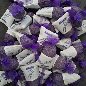 Saculet cu lavanda, Accesorii de Crăciun, Decorațiuni de Crăciun de casă, Aranjarea mesei festive, , ARTYNOS