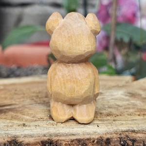 Simple bear - arte vizuale și accesorii  - sculptură - statuie lemn - Artynos.ro