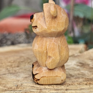 Simple bear - arte vizuale și accesorii  - sculptură - statuie lemn - Artynos.ro