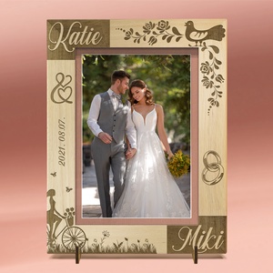 Rama foto gravata personalizat, disponibila pentru nunta sau logodna., Accesorii nunta, Amintiri si cadouri de nunta, Cadou nunta, Rama foto cu pusculita de bani, Gravare, pirogravura, ARTYNOS