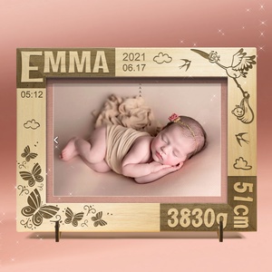 Rama foto gravata personalizat, pentru botez, pentru nasterea unui copil., Casa & Stil de viata, Accesorii pentru decorat casa, Picturi murale, Rame pentru fotografii, Gravare, pirogravura, ARTYNOS