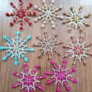 Stele de Crăciun din mărgele - crăciun - decorațiuni de crăciun de casă - figurine pentru pomul de crăciun - Artynos.ro