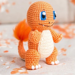 Figurina Charmander - Artynos.ro