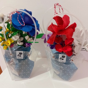 Martisori din flori - Artynos.ro