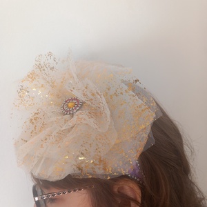 Diadema realizata manual - accesorii nuntă - accesorii de nuntă - voal mirese - Artynos.ro