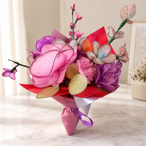Buchet floral decorativ din dres/organza în nuanțe de roz, violet și fucsia cu sclipici fin - casă & stil de viață - decorațiuni de casă - accesorii florale - buchete de flori - Artynos.ro