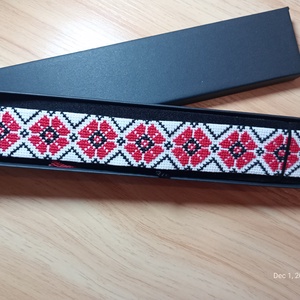 Colier / panglica pentru gat - Artynos.ro