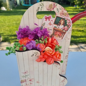 Aranjament floral din flori de săpun parfumat - casă & stil de viață - decorațiuni de casă - accesorii florale - cutii cu flori - Artynos.ro