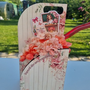 Aranjament floral din flori de săpun parfumat - casă & stil de viață - decorațiuni de casă - accesorii florale - cutii cu flori - Artynos.ro