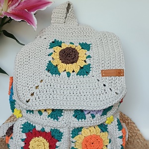Rucsacul Florilor - Artynos.ro
