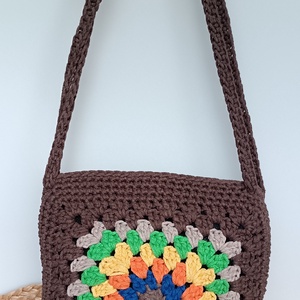 Geantă croșetată Granny Color - geantă și husă - genți de umăr și genți de mână - geantă casual - Artynos.ro