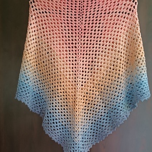 Sal crosetat , Imbracaminte si moda, Esarfe, palarii, fularuri, Sal, esarfa de cap, Crosetat, Sal crosetat manual, realizat cu  model Granny Square.Firul cu efect ombré creeaza o tranzitie flui..., ARTYNOS