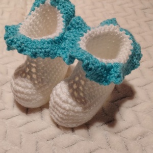 Set bebelusi - jucării și echipamente pentru copii - daruri de botez - Artynos.ro