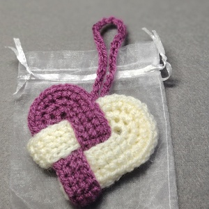 Breloc crosetat inima - genți și portofele - accesorii genți - breloc - Artynos.ro